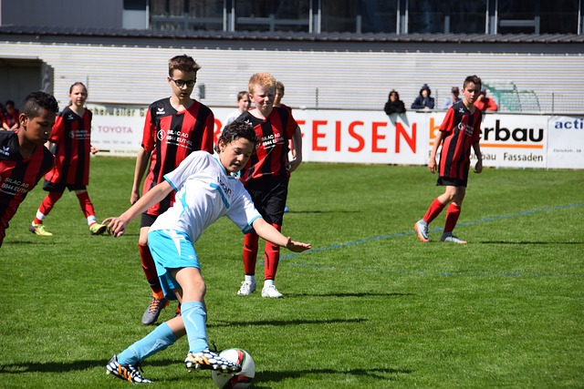 激烈的队内 激烈的队内